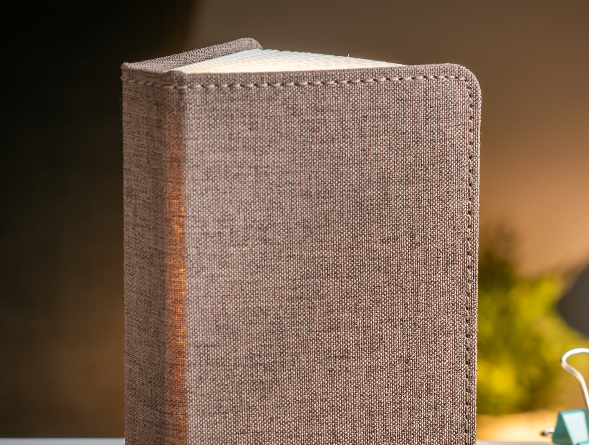 Ging-Ko Mini Fabric Smart Book Light - Coffee Brown